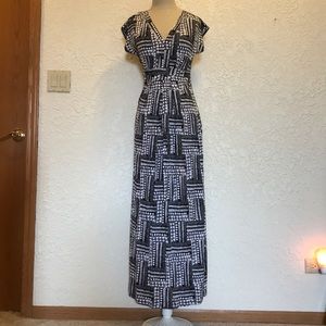 Geo print maxi dress sz S